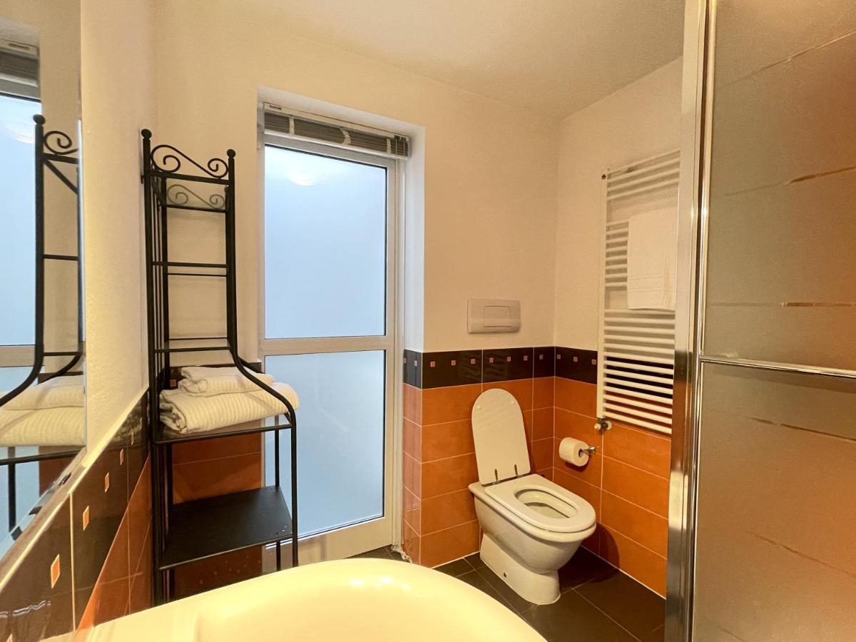 Accomodo Mit48 Trivanotortona Appartement Milaan Buitenkant foto